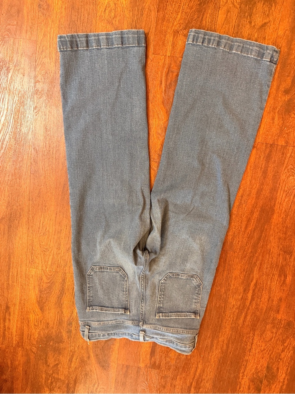 Time and Tru Women's Ankle Jeans - Light Blue Wash